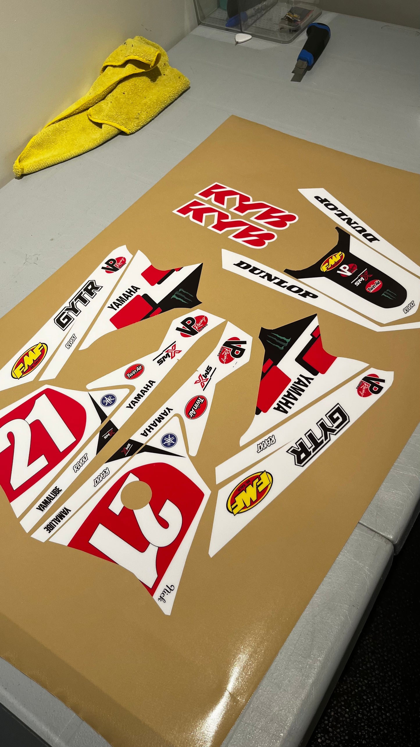 “MxNick Yamaha” yozma in10 decal kit