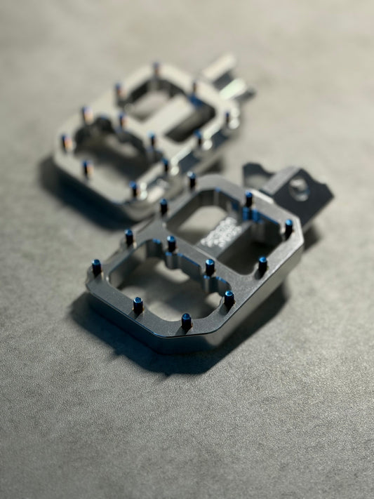 CNC Titanium Foot Pegs